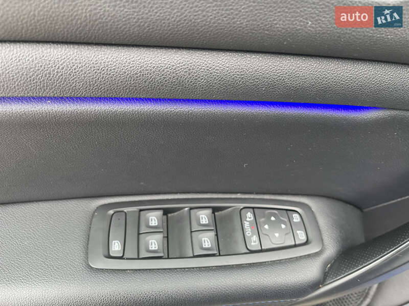 Універсал Renault Megane 2017 в Кам'янець-Подільському фото 47 Універсал Renault Megane 2017 в Кам'янець-Подільському