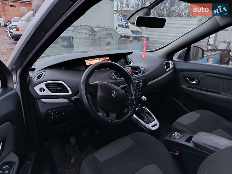 Универсал Renault Megane 2011 в Первомайске фото 7 Универсал Renault Megane 2011 в Первомайске