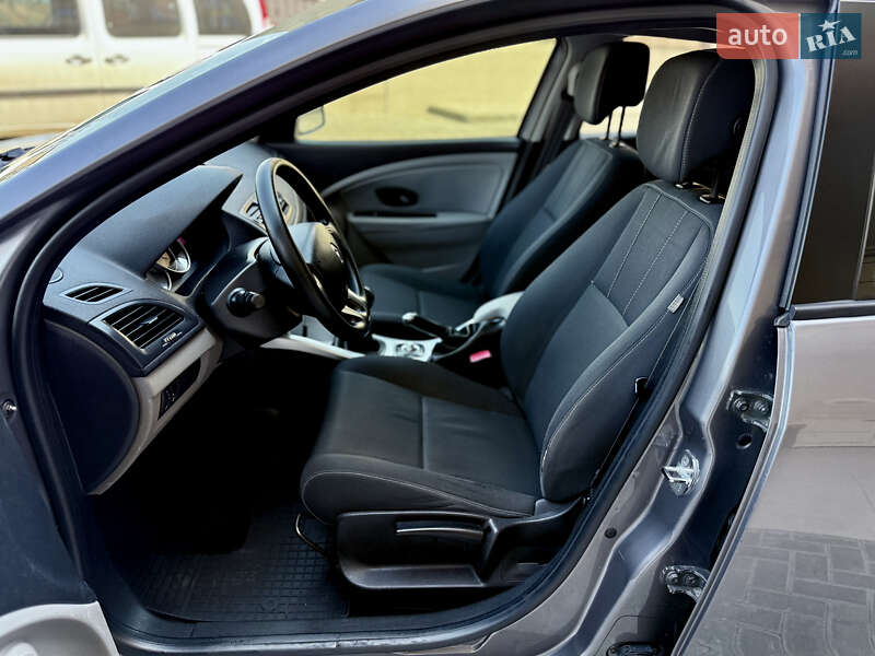 Хетчбек Renault Megane 2010 в Одесі