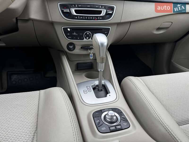 Универсал Renault Megane 2010 в Киеве фото 17 Универсал Renault Megane 2010 в Киеве