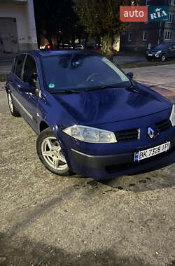 Хэтчбек Renault Megane 2004 в Вараше