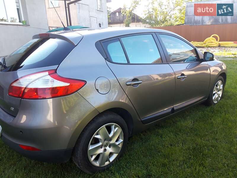 Хетчбек Renault Megane 2012 в Луцьку фото 15 Хетчбек Renault Megane 2012 в Луцьку