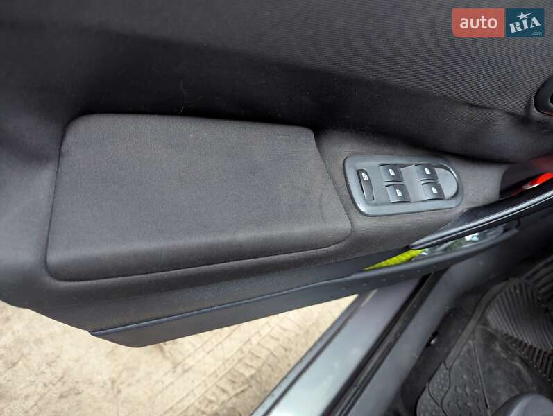 Универсал Renault Megane 2004 в Киеве