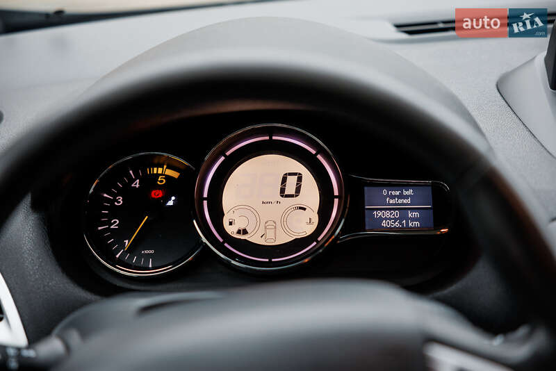 Универсал Renault Megane 2012 в Ивано-Франковске фото 28 Универсал Renault Megane 2012 в Ивано-Франковске