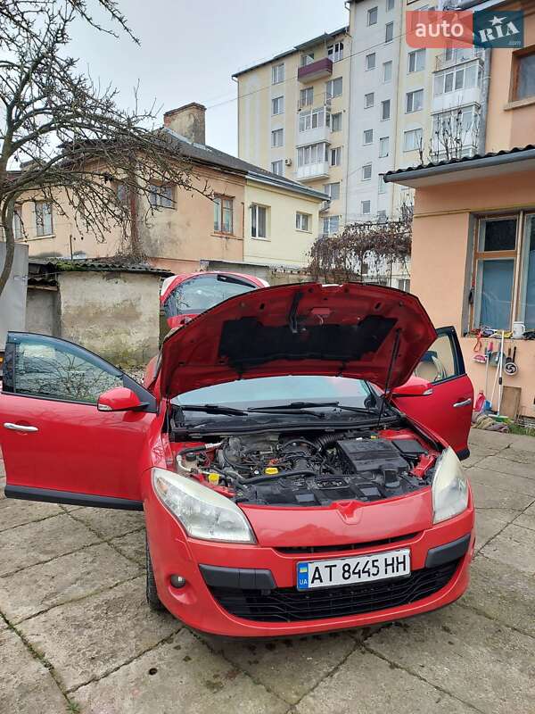 Хэтчбек Renault Megane 2010 в Ивано-Франковске фото 13 Хэтчбек Renault Megane 2010 в Ивано-Франковске