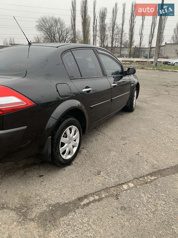 Седан Renault Megane 2009 в Києві фото 8 Седан Renault Megane 2009 в Києві