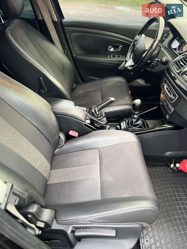 Універсал Renault Megane 2012 в Рівному фото 10 Універсал Renault Megane 2012 в Рівному