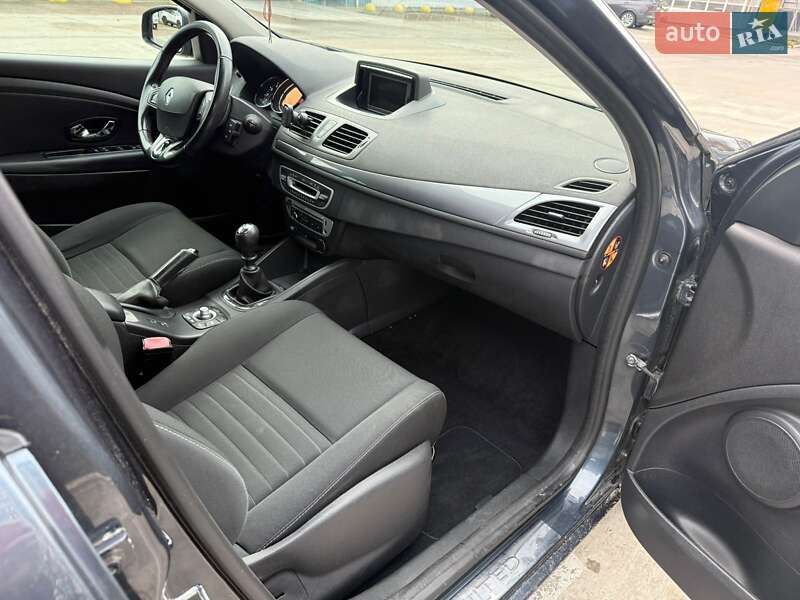 Универсал Renault Megane 2015 в Киеве