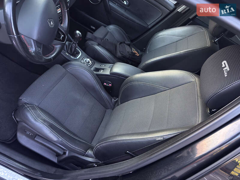 Универсал Renault Megane 2012 в Ровно фото 14 Универсал Renault Megane 2012 в Ровно