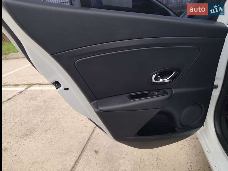 Хетчбек Renault Megane 2015 в Южноукраїнську