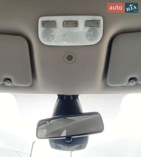 Хэтчбек Renault Megane 2015 в Ровно фото 16 Хэтчбек Renault Megane 2015 в Ровно