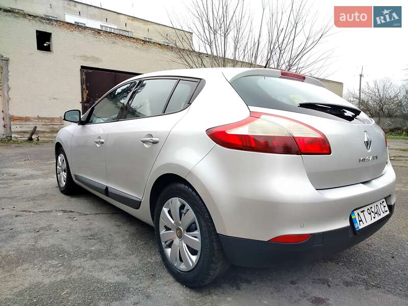 Хетчбек Renault Megane 2010 в Волочиську фото 4 Хетчбек Renault Megane 2010 в Волочиську
