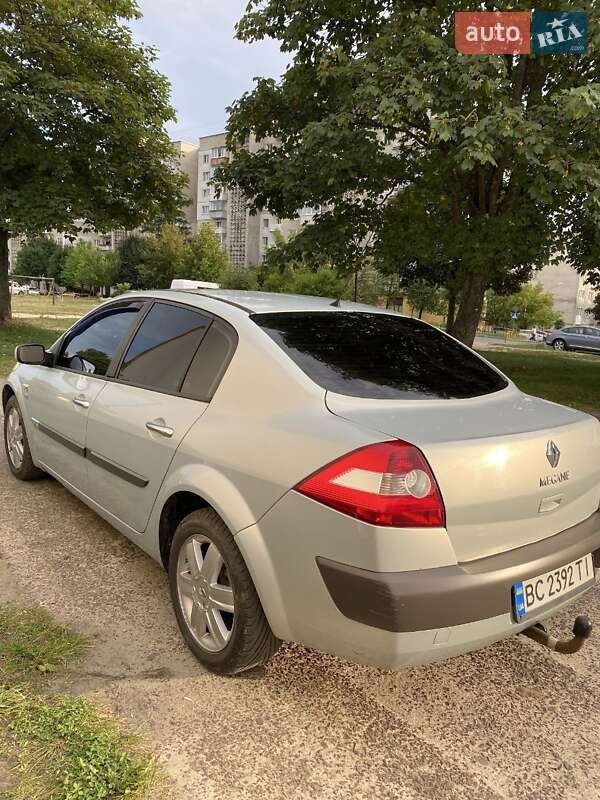 Седан Renault Megane 2004 в Новояворовске фото 5 Седан Renault Megane 2004 в Новояворовске