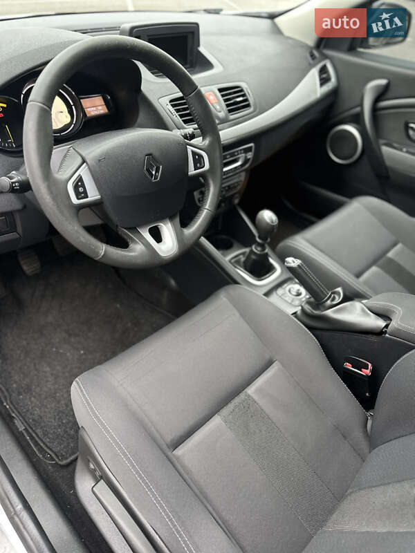 Универсал Renault Megane 2011 в Александрие фото 8 Универсал Renault Megane 2011 в Александрие