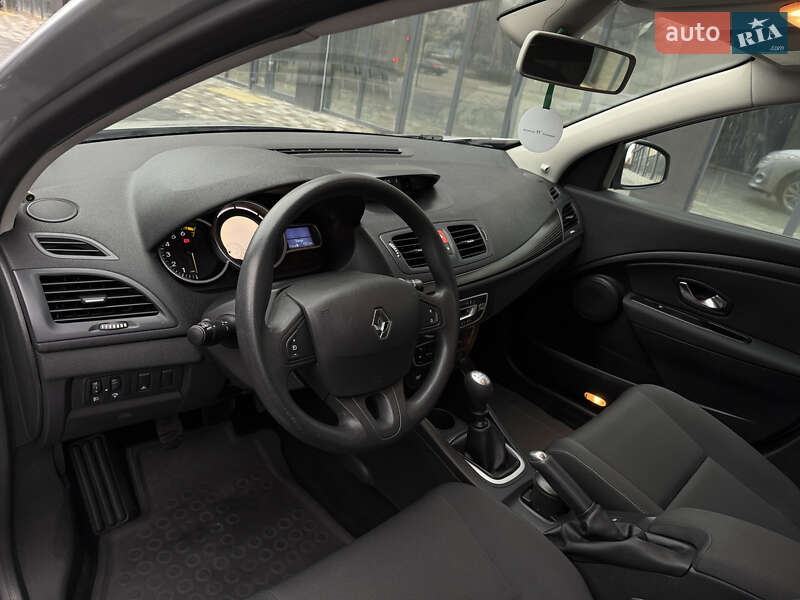 Универсал Renault Megane 2009 в Полтаве фото 84 Универсал Renault Megane 2009 в Полтаве