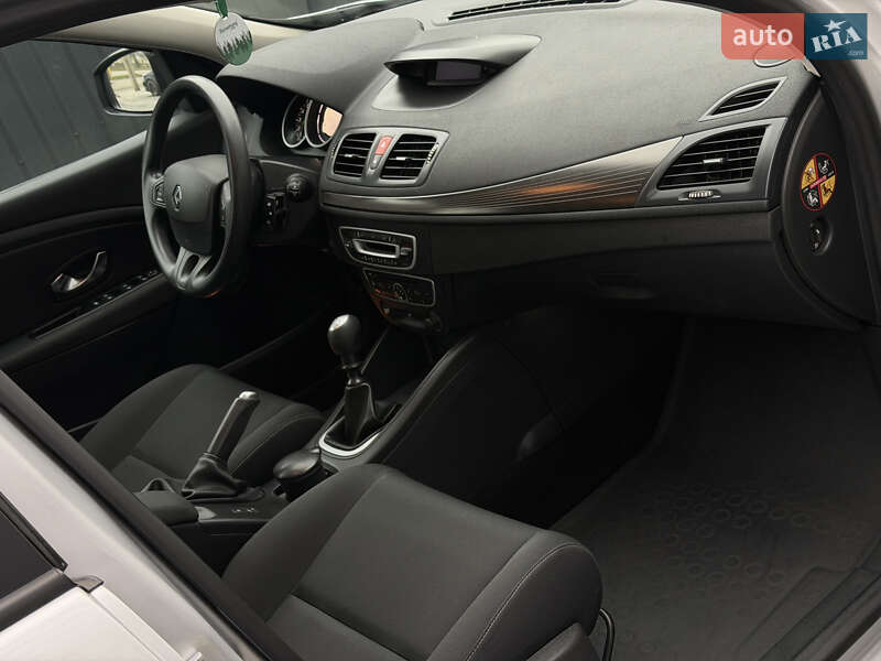 Универсал Renault Megane 2009 в Полтаве фото 108 Универсал Renault Megane 2009 в Полтаве