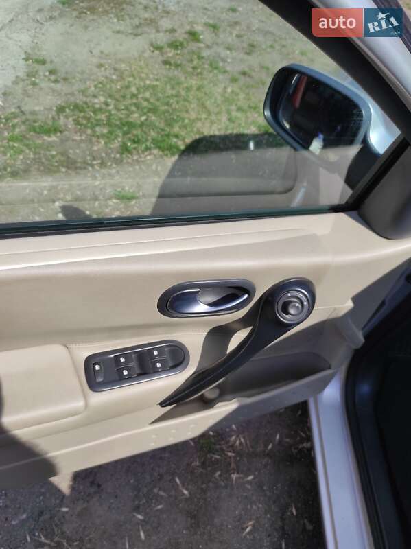 Седан Renault Megane 2006 в Сумах фото 12 Седан Renault Megane 2006 в Сумах