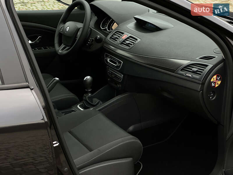 Універсал Renault Megane 2010 в Луцьку фото 34 Універсал Renault Megane 2010 в Луцьку