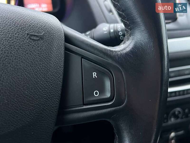 Універсал Renault Megane 2010 в Києві фото 21 Універсал Renault Megane 2010 в Києві