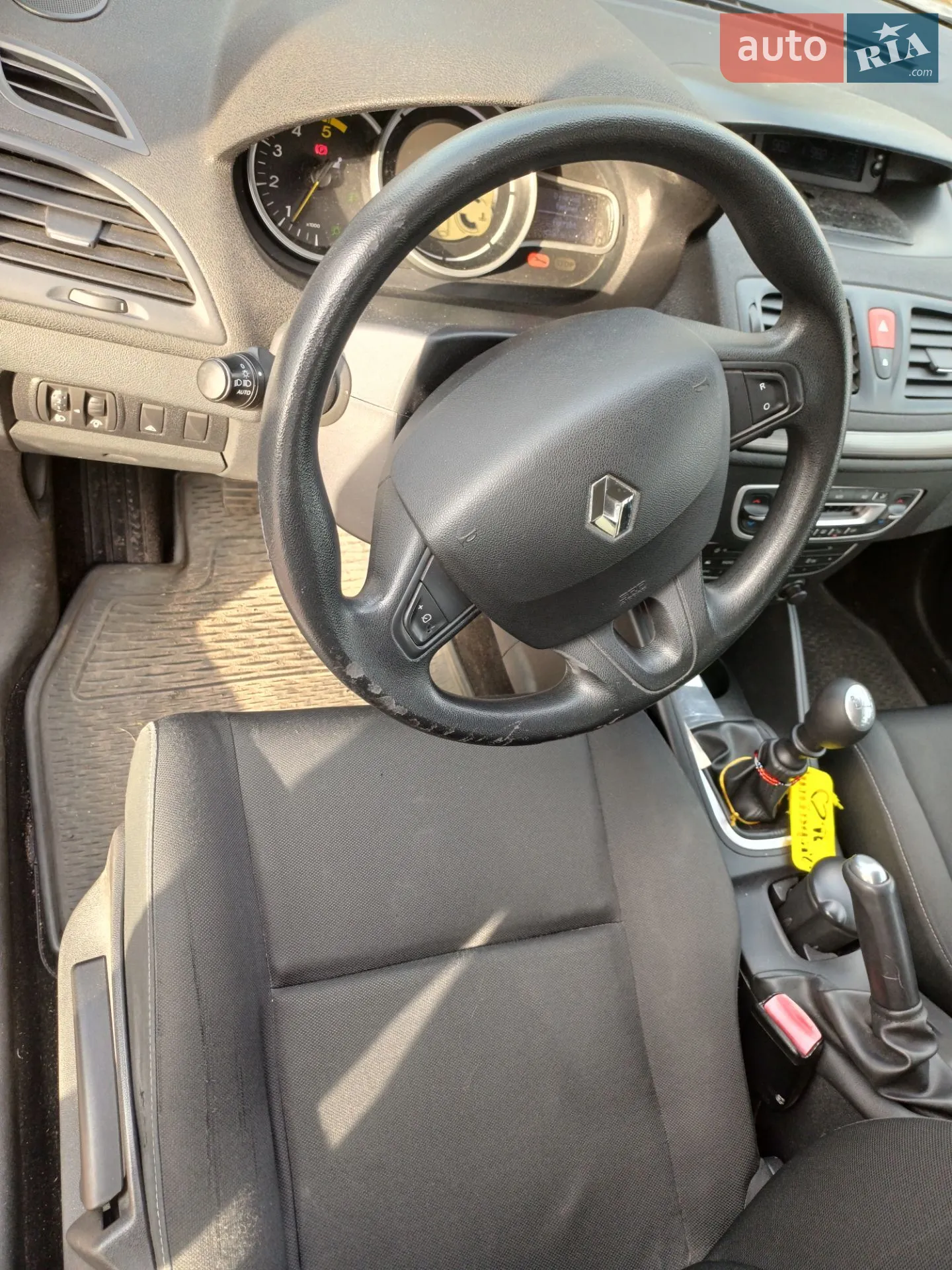 2010 Renault Megane - мініатюра 9