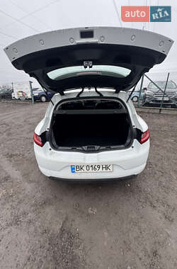 Хэтчбек Renault Megane 2017 в Ровно