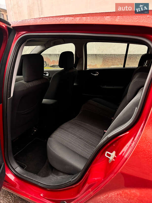 Седан Renault Megane 2007 в Стрые