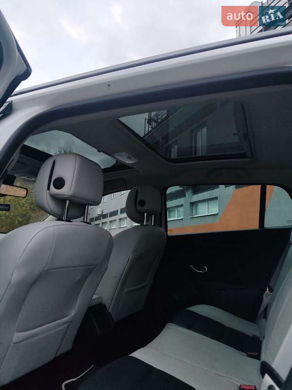 Универсал Renault Megane 2012 в Кропивницком фото 17 Универсал Renault Megane 2012 в Кропивницком