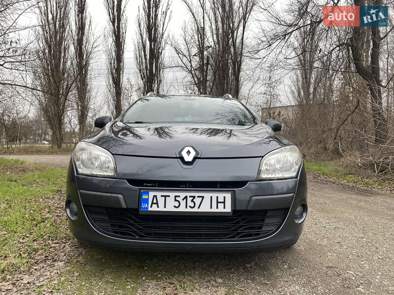 Универсал Renault Megane 2010 в Кривом Роге фото 3 Универсал Renault Megane 2010 в Кривом Роге