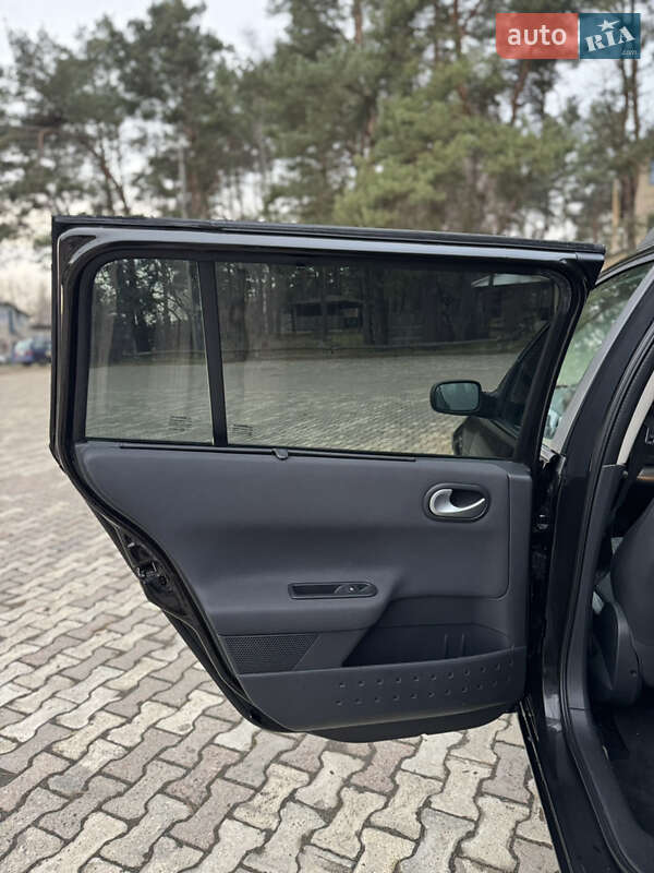 Универсал Renault Megane 2008 в Луцке фото 32 Универсал Renault Megane 2008 в Луцке