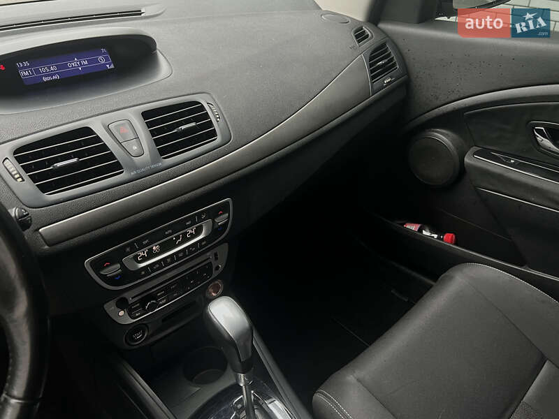 Хетчбек Renault Megane 2012 в Хмельницькому фото 17 Хетчбек Renault Megane 2012 в Хмельницькому