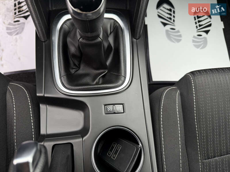 Универсал Renault Megane 2018 в Луцке фото 23 Универсал Renault Megane 2018 в Луцке