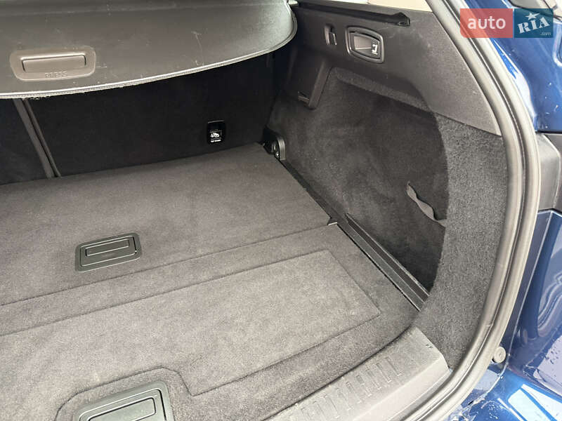 Универсал Renault Megane 2018 в Луцке фото 35 Универсал Renault Megane 2018 в Луцке