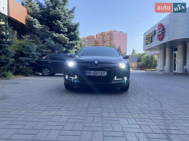 Універсал Renault Megane 2012 в Чернівцях фото 2 Універсал Renault Megane 2012 в Чернівцях