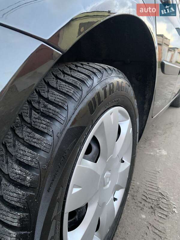 Универсал Renault Megane 2008 в Запорожье фото 68 Универсал Renault Megane 2008 в Запорожье