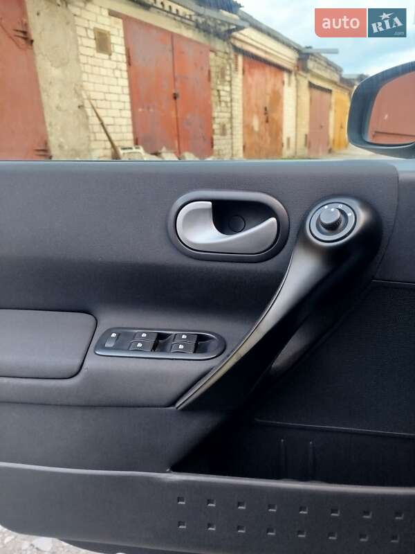 Универсал Renault Megane 2008 в Запорожье фото 79 Универсал Renault Megane 2008 в Запорожье