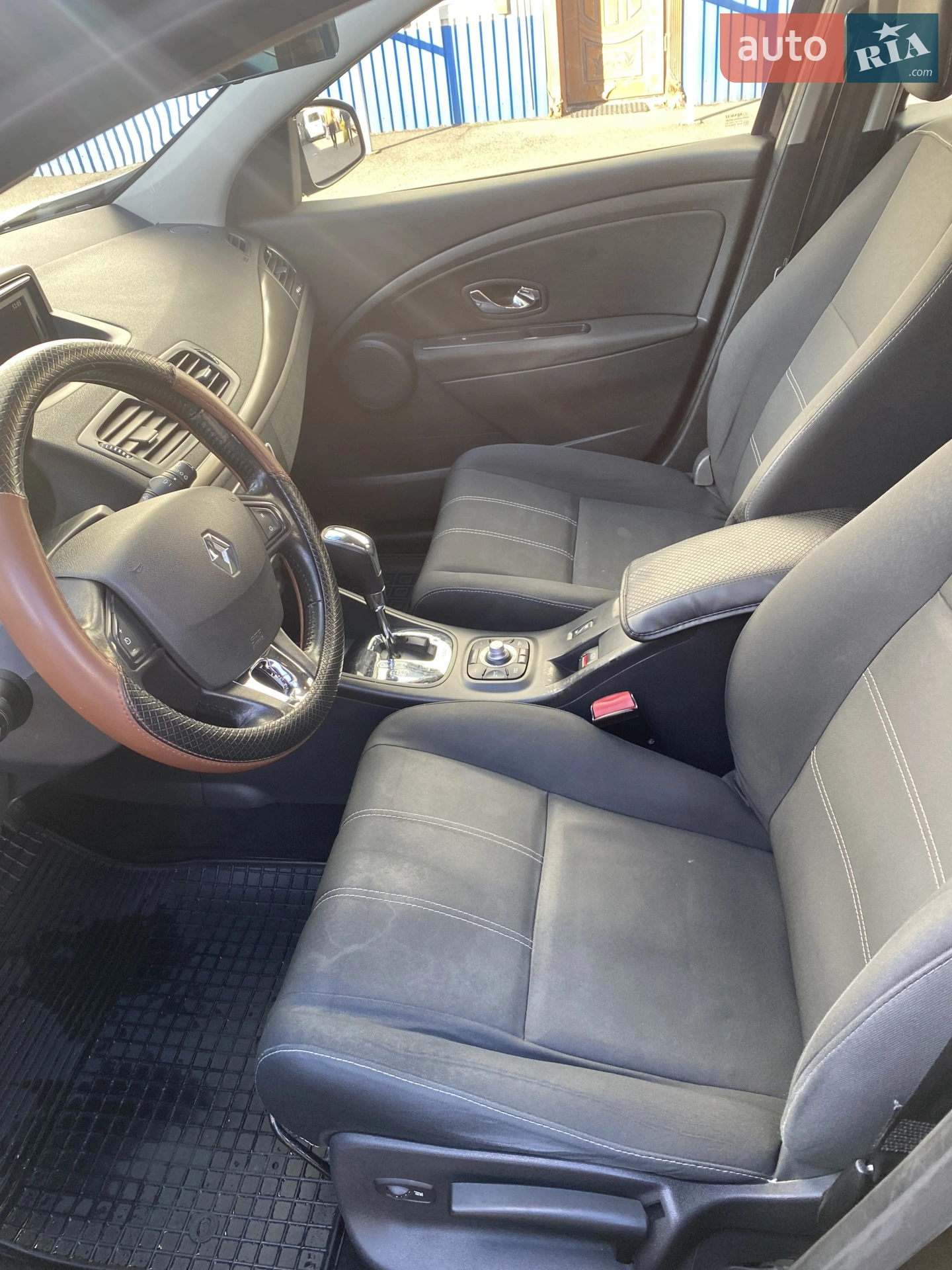 2014 Renault Megane - мініатюра 18