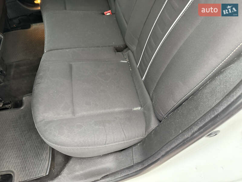 Универсал Renault Megane 2012 в Стрые фото 42 Универсал Renault Megane 2012 в Стрые