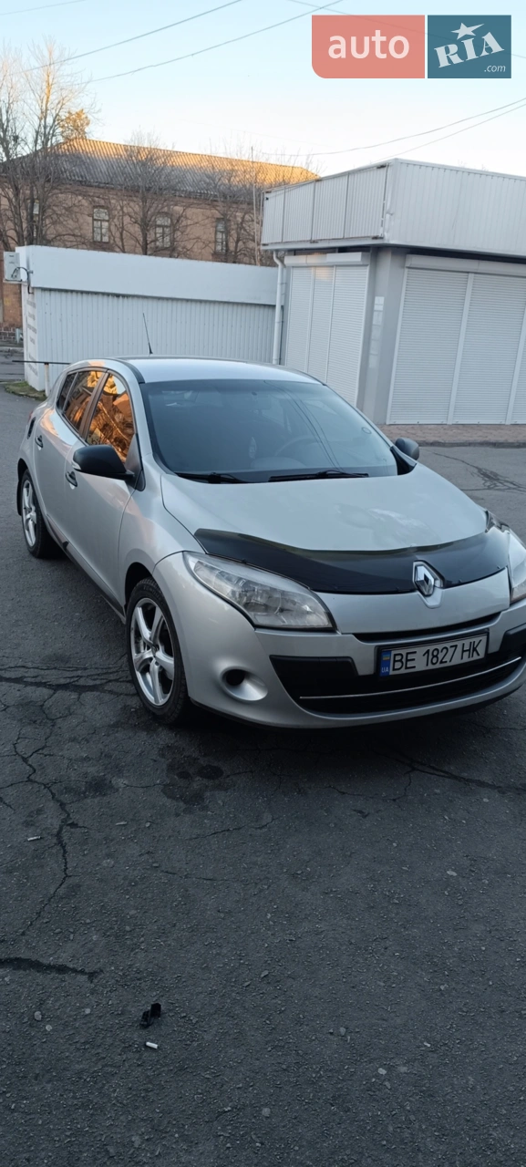 2010 Renault Megane - мініатюра 48