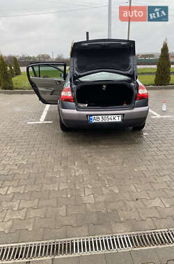 Седан Renault Megane 2005 в Липовце