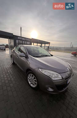 Хетчбек Renault Megane 2010 в Золочеві