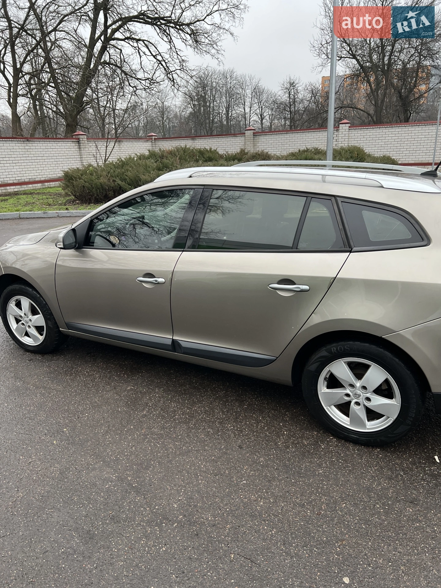 2010 Renault Megane - мініатюра 11