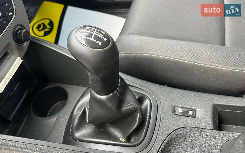 Хэтчбек Renault Megane 2011 в Стрые