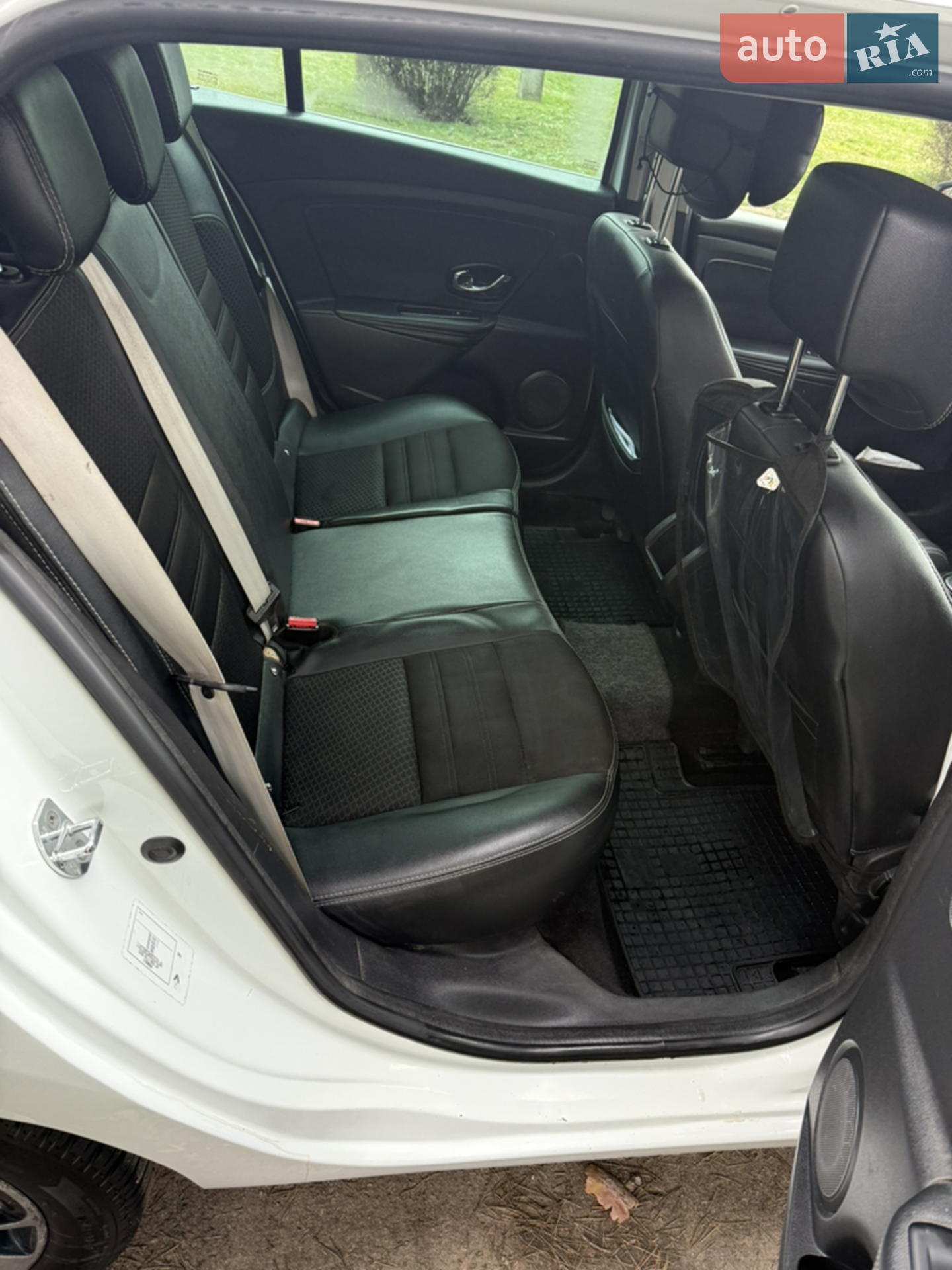 2015 Renault Megane - мініатюра 11