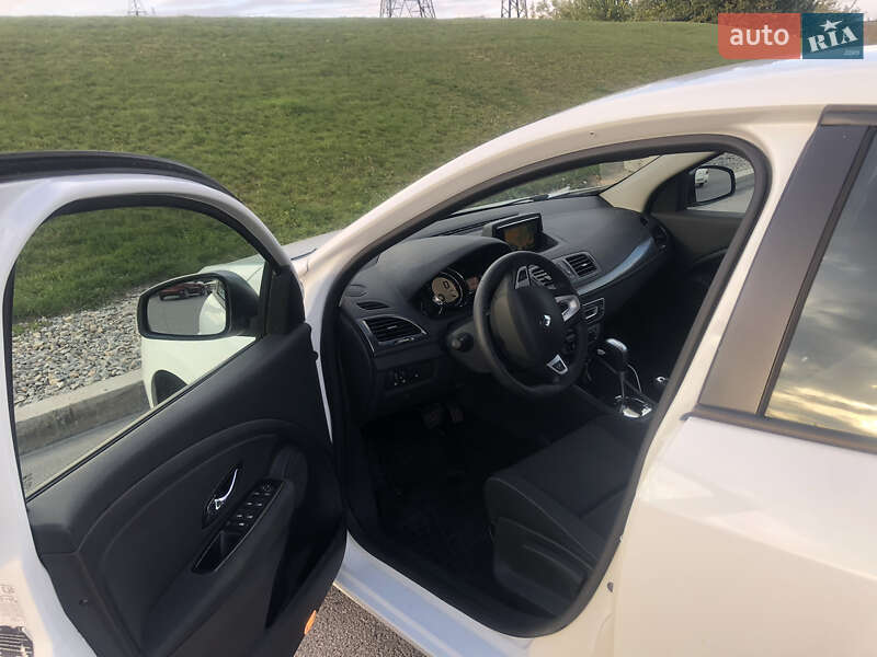 Хетчбек Renault Megane 2012 в Дніпрі фото 3 Хетчбек Renault Megane 2012 в Дніпрі