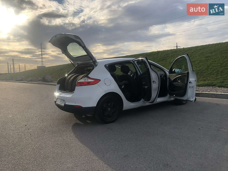 Хетчбек Renault Megane 2012 в Дніпрі фото 8 Хетчбек Renault Megane 2012 в Дніпрі