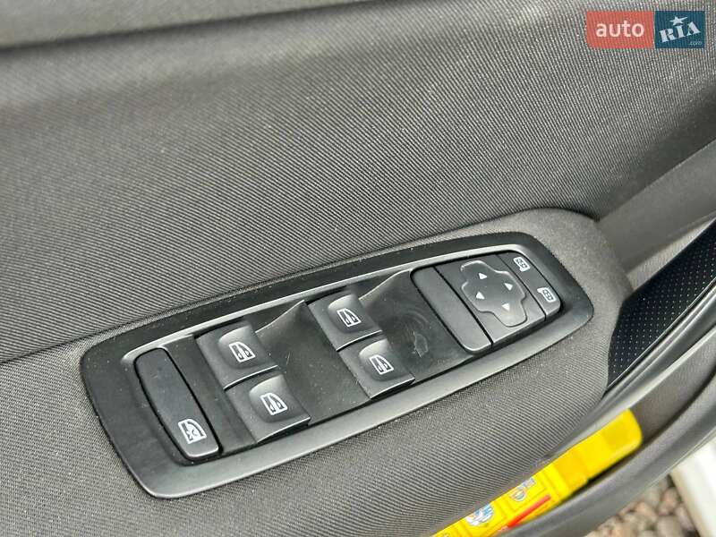 Седан Renault Megane 2019 в Одессе фото 12 Седан Renault Megane 2019 в Одессе