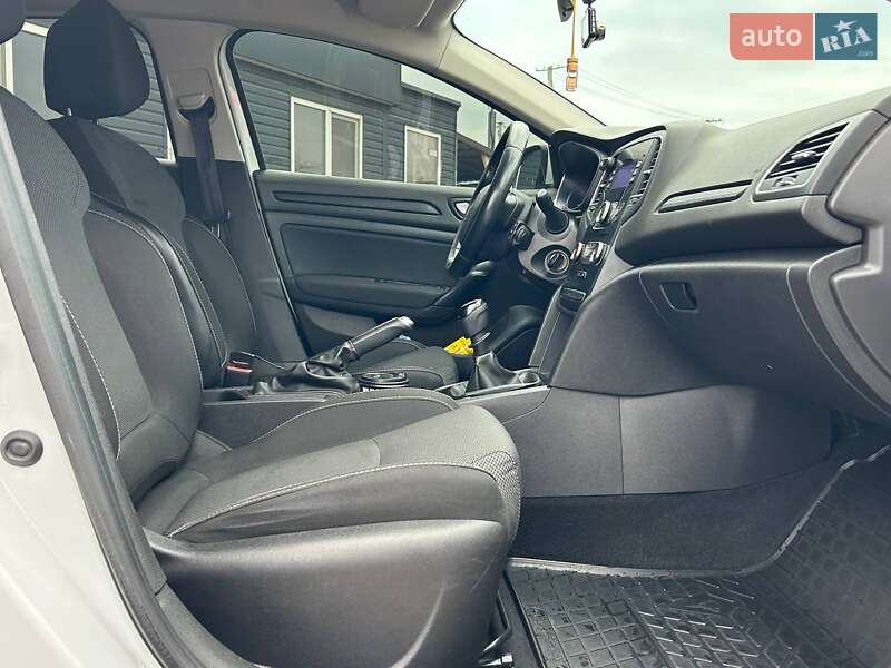 Седан Renault Megane 2019 в Одессе фото 33 Седан Renault Megane 2019 в Одессе