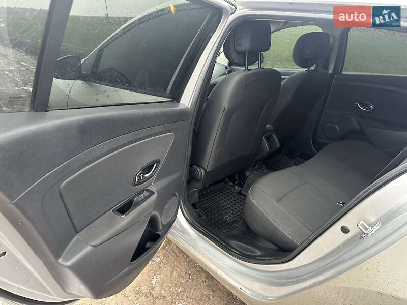 Универсал Renault Megane 2013 в Ковеле фото 14 Универсал Renault Megane 2013 в Ковеле