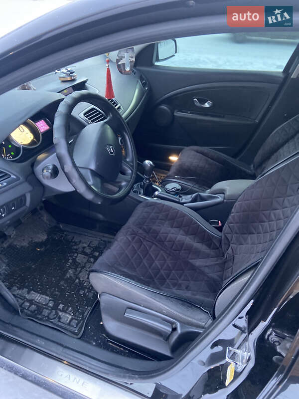 Универсал Renault Megane 2009 в Носовке фото 10 Универсал Renault Megane 2009 в Носовке