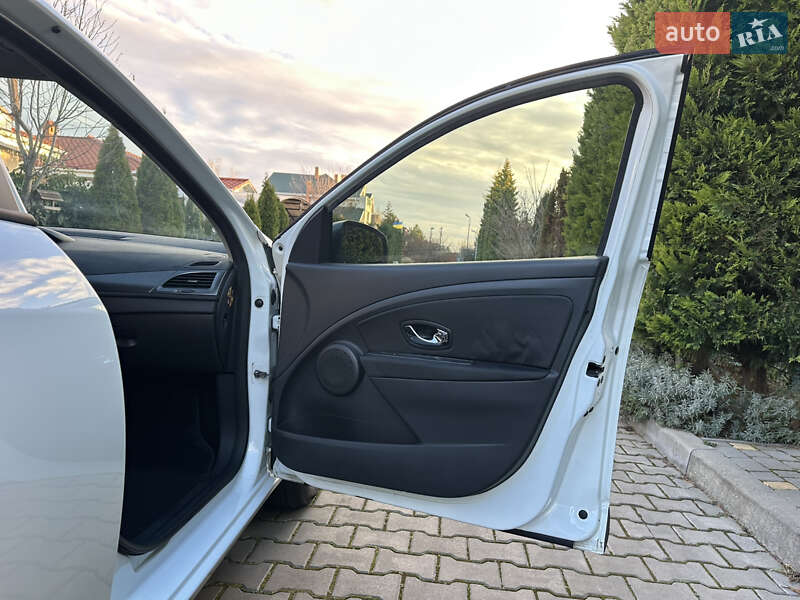 Хэтчбек Renault Megane 2014 в Одессе фото 32 Хэтчбек Renault Megane 2014 в Одессе